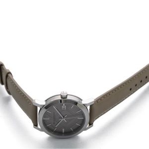 Burberry Mens 38MM Watch- The City Beige Dial Leather Men's Watch 39mm